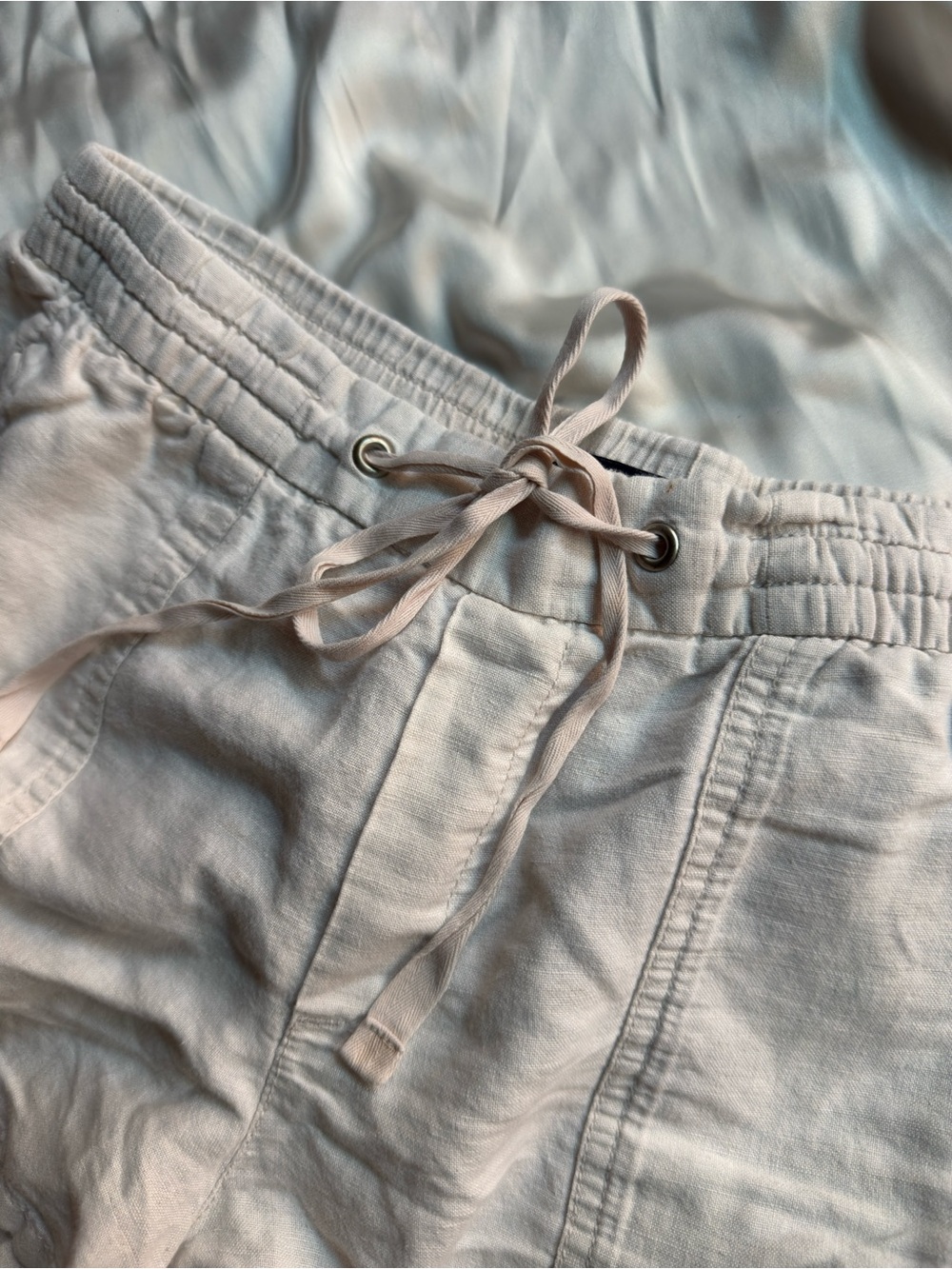 GAP Linen Drawstring Shorts - Picture 6 of 7